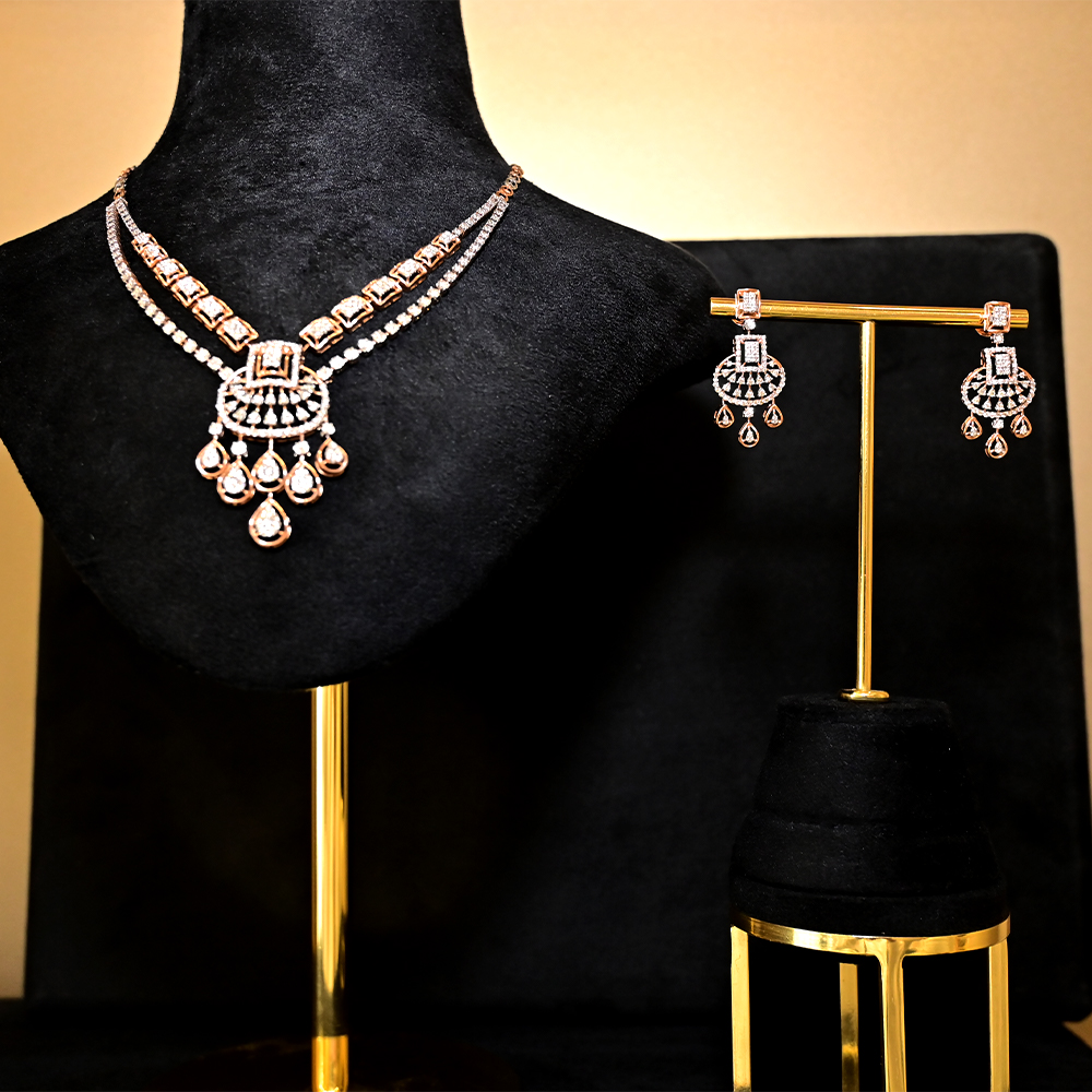 Anantya Haar Diamond Necklace Set in 14K Gold - Image 2